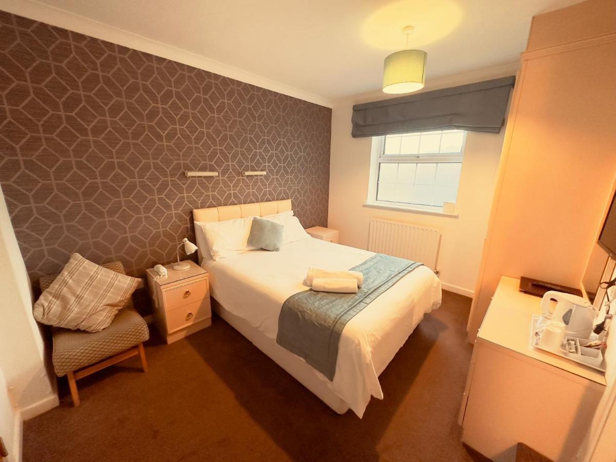 Pine Lodge Hotel & Restaurant Mansfield Buitenkant foto