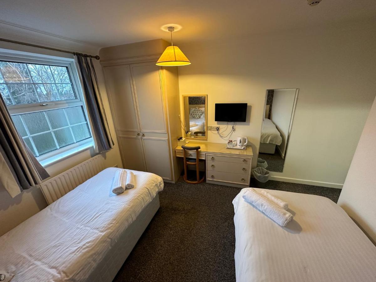 Pine Lodge Hotel & Restaurant Mansfield Buitenkant foto