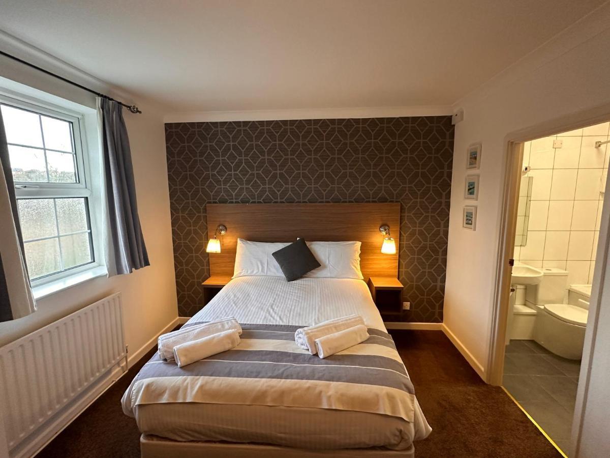 Pine Lodge Hotel & Restaurant Mansfield Buitenkant foto