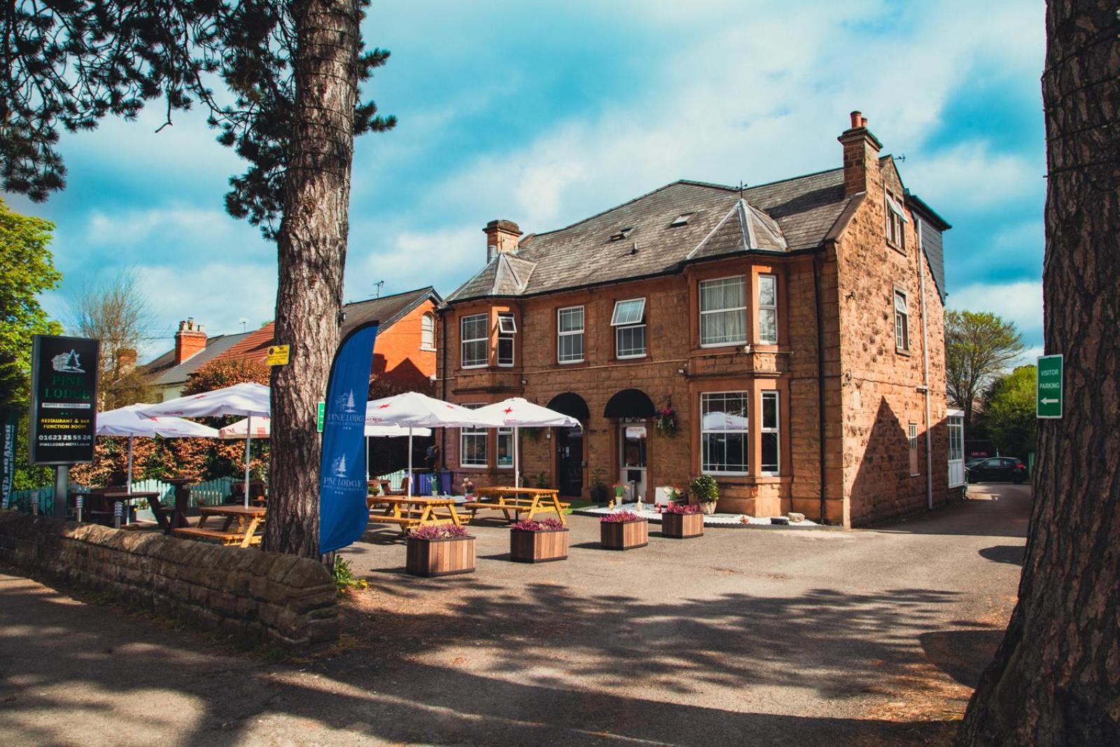 Pine Lodge Hotel & Restaurant Mansfield Buitenkant foto