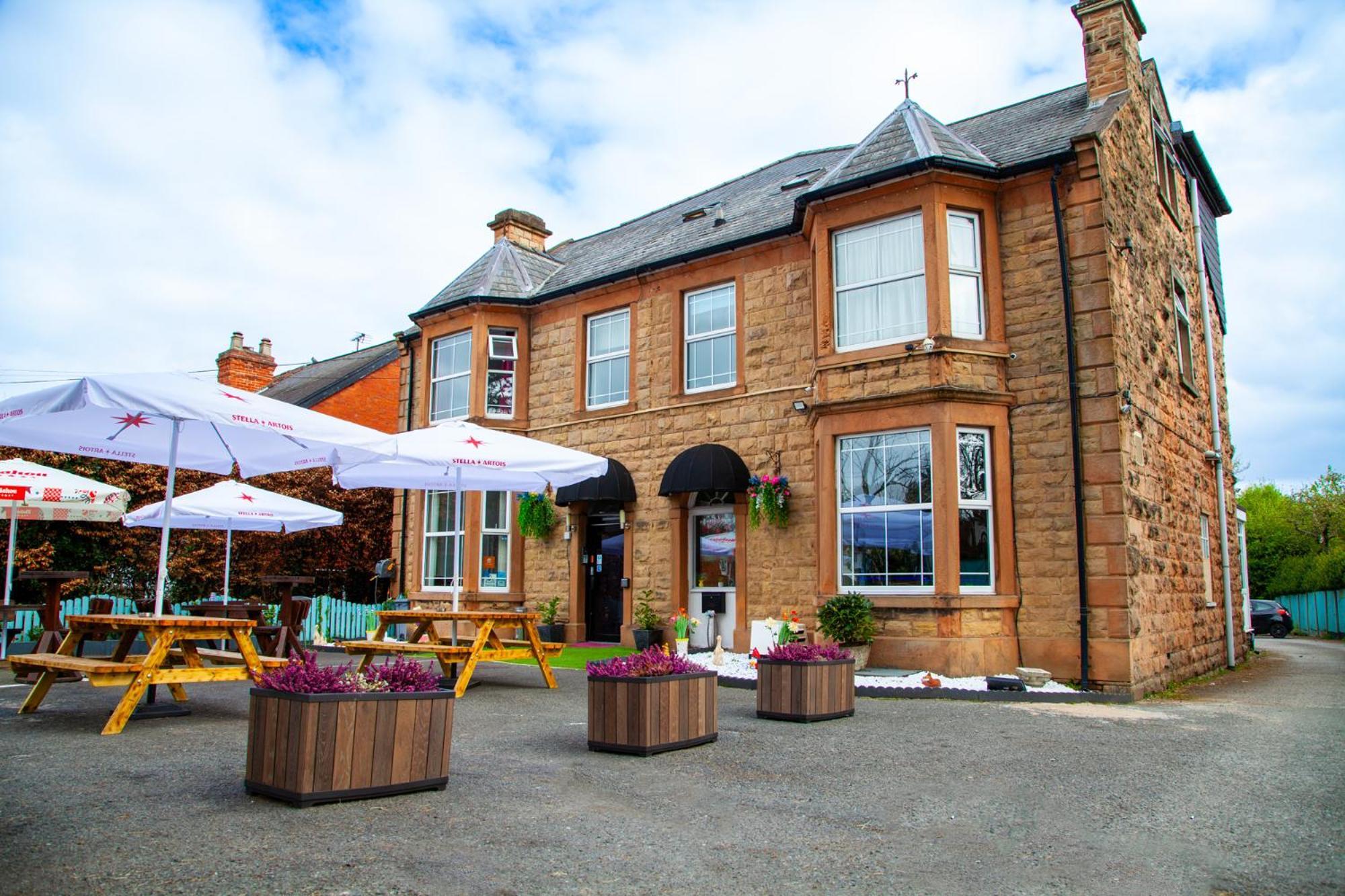 Pine Lodge Hotel & Restaurant Mansfield Buitenkant foto